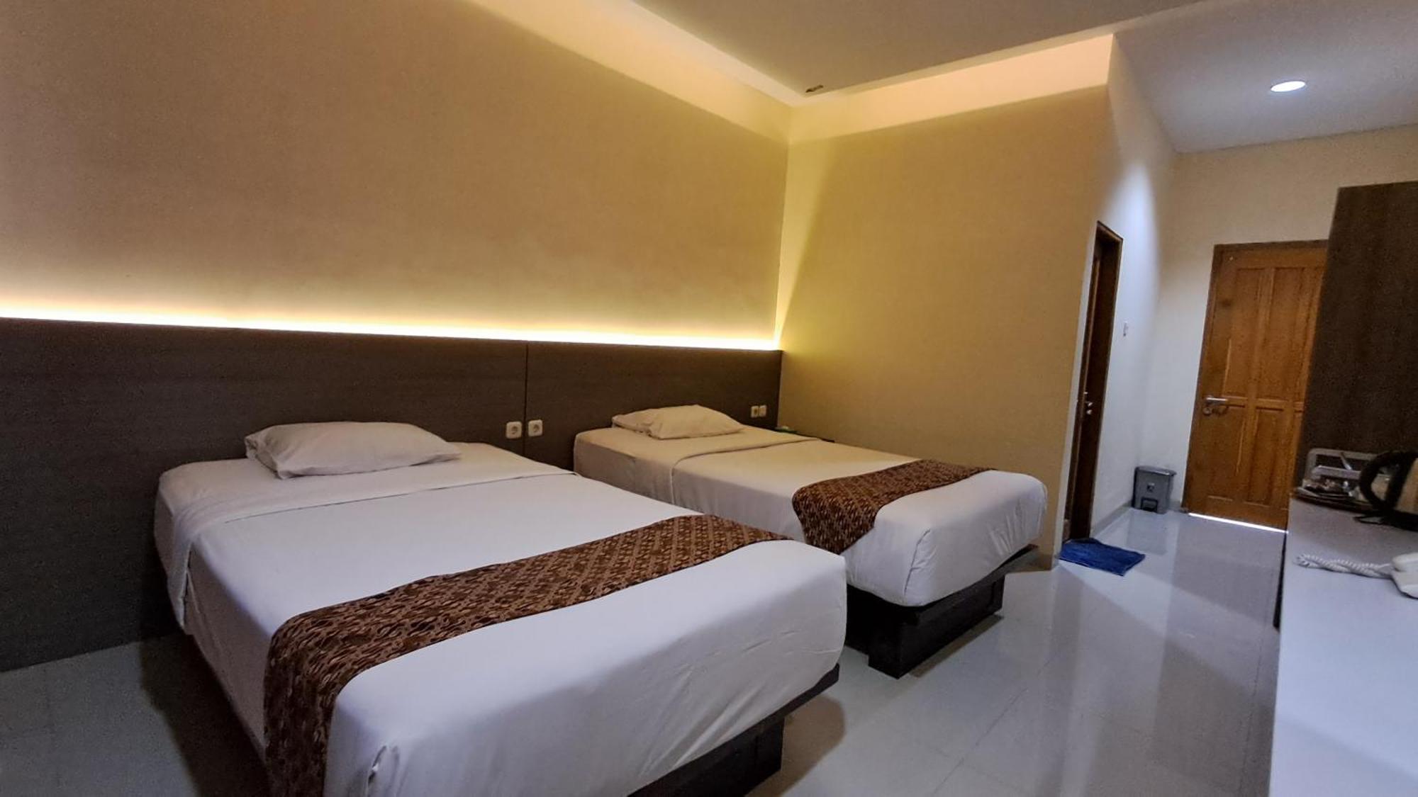 Hotel Pondok Asri 타왕만구 외부 사진